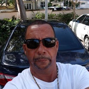 Meet your Posher, Carl